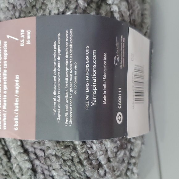 YARNSPIRATIONS BERNAT TOASTY YARN - Picture 5 of 5